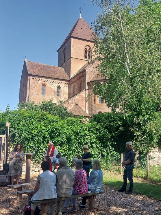 Quelle: Kath Seelsorgeeinheit Rheinmünster Lichtenau Ev. Kirchengemeinde Lichtenau Kreuzgemeinde Scherzheim Muckenschopf